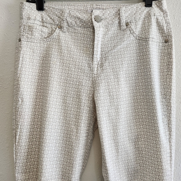 d.jeans Stretchy White & Beige Pants Size 10 💖 - Picture 5 of 9